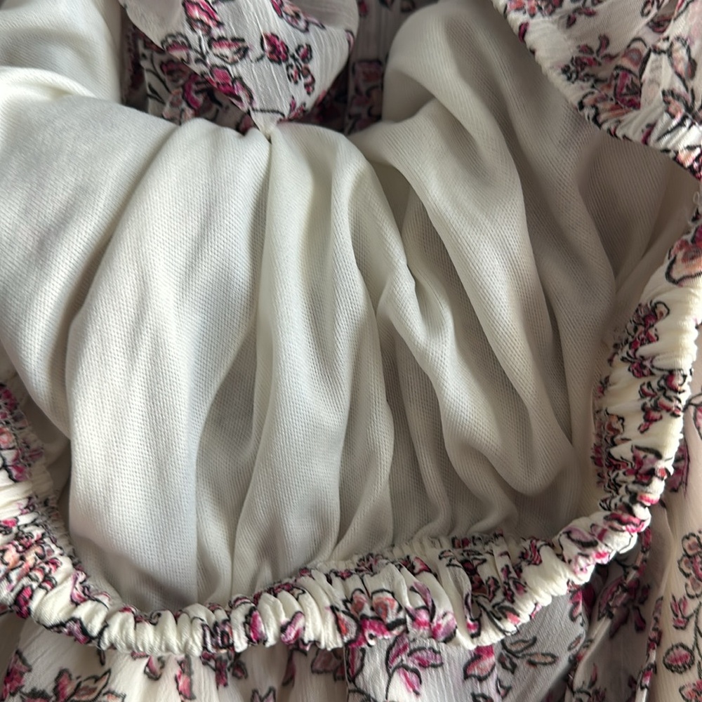 Forever 21 Floral Romper - White and Red - Picture 7 of 7